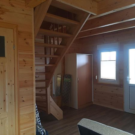 Osada Szwedzka Domek Plus Rusinowo  Exteriér fotografie